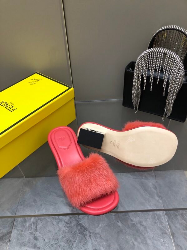 FENDI - Image 6