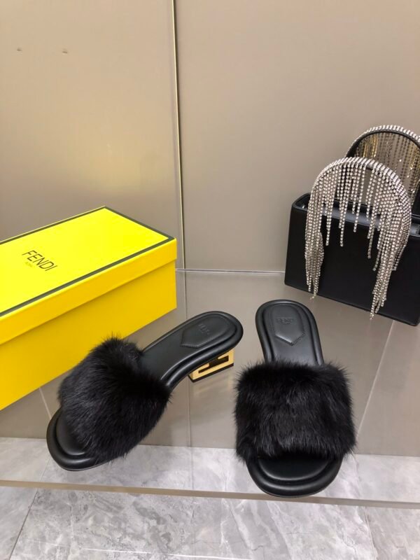 FENDI - Image 6