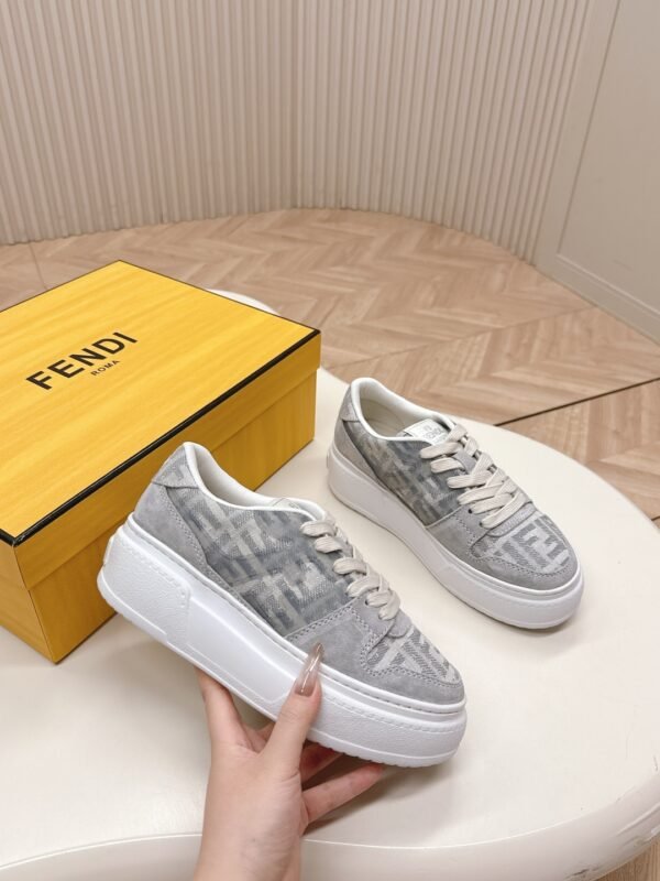 FENDI - Image 6