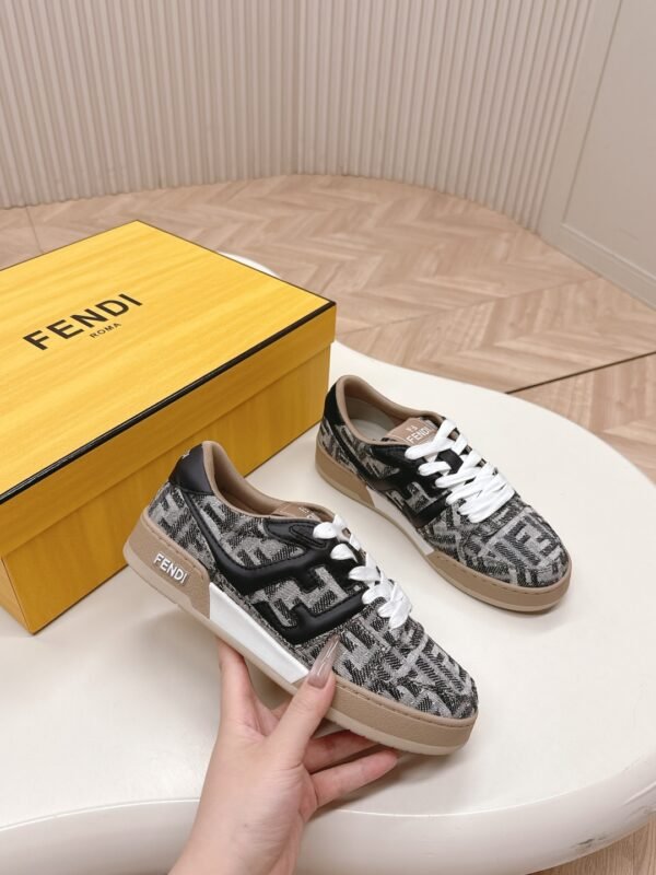 FENDI - Image 6