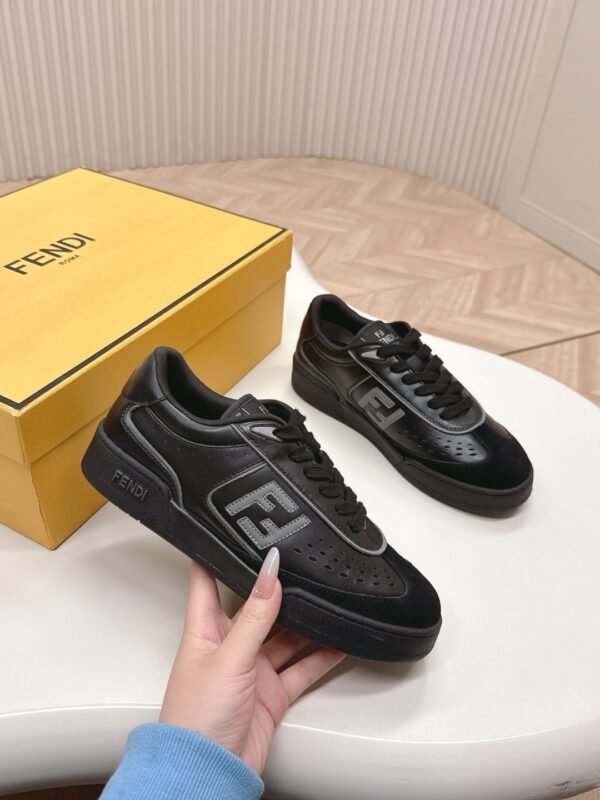FENDI - Image 6