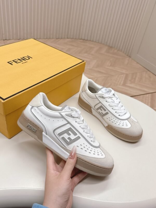 FENDI - Image 6
