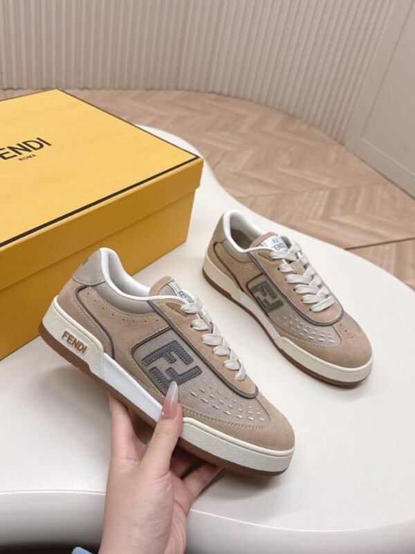 FENDI - Image 6