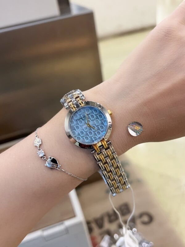 Dior - Image 6
