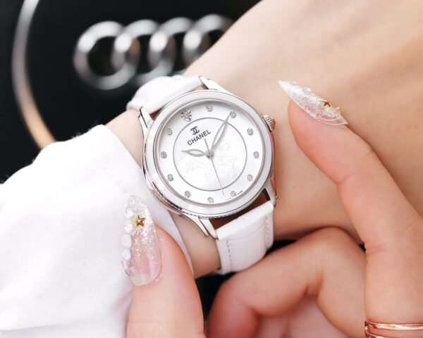 CHANEL - Image 6