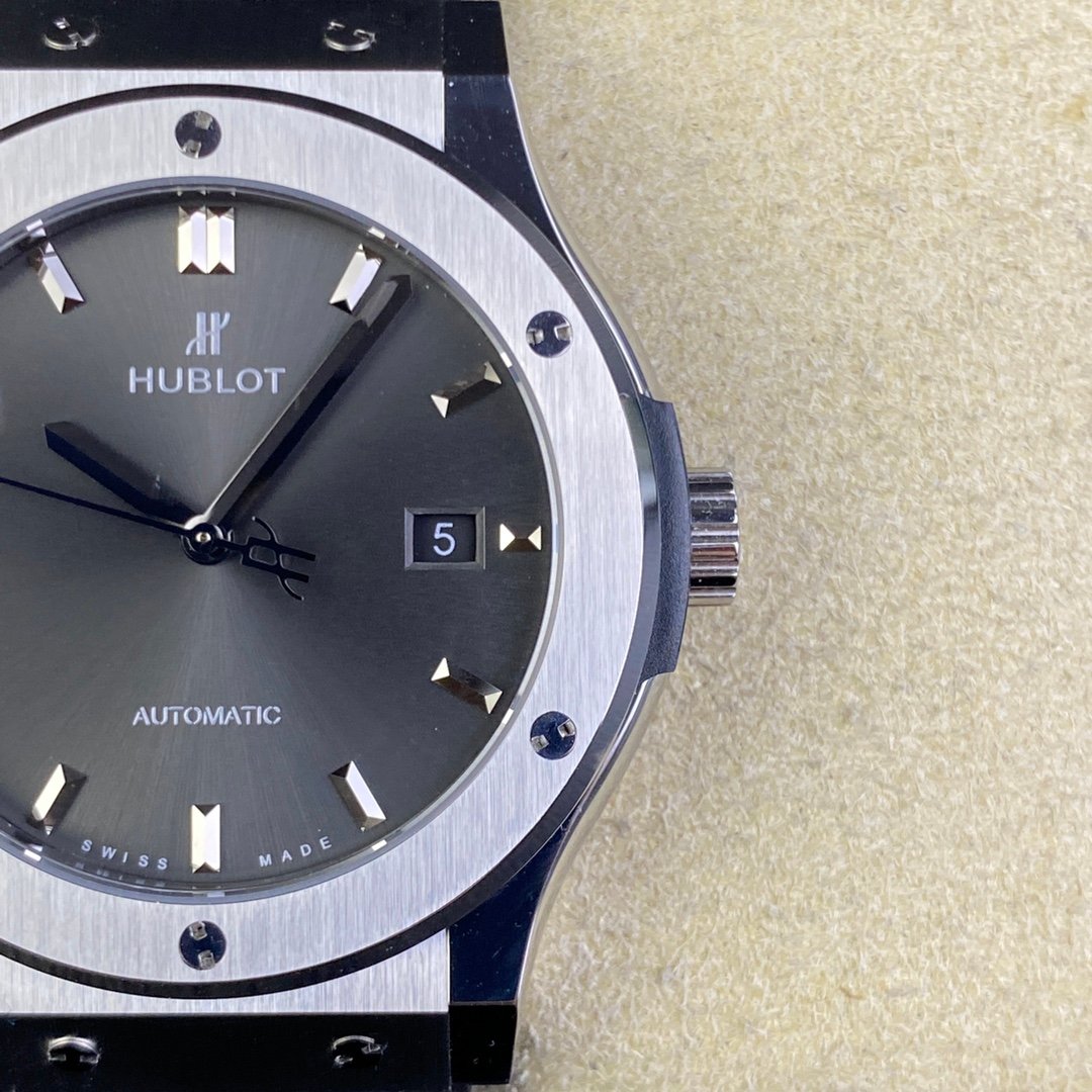 HUBLOT - Image 6