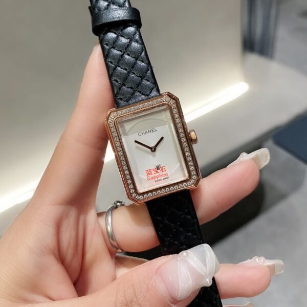 CHANEL - Image 4