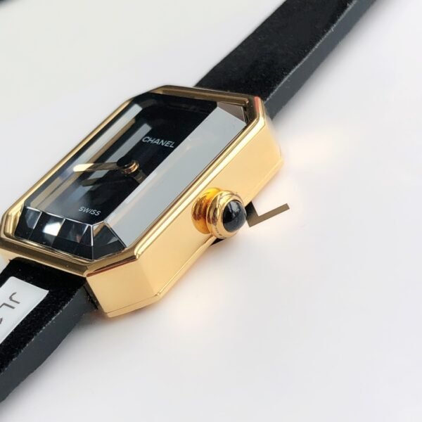 CHANEL - Image 6