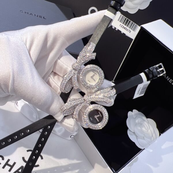 CHANEL - Image 6