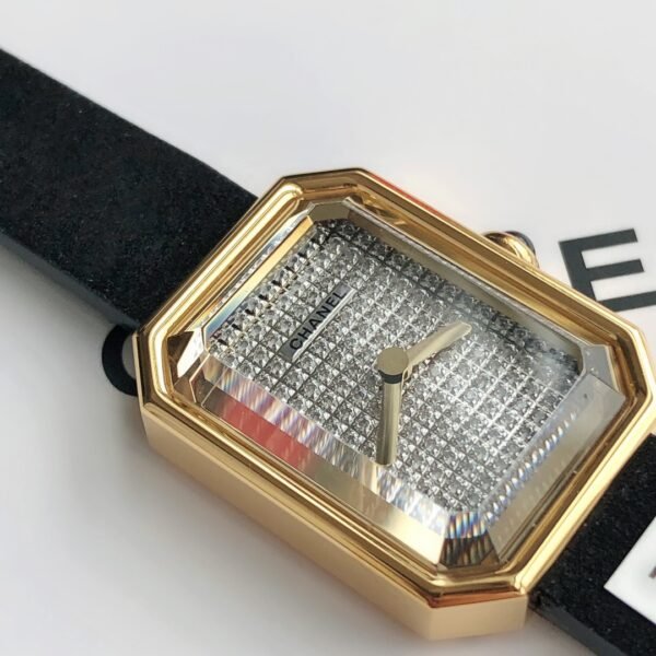 CHANEL - Image 6