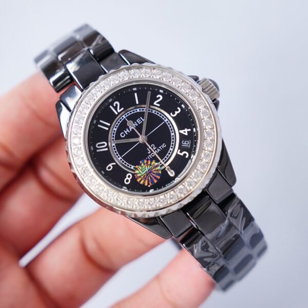 CHANEL - Image 4
