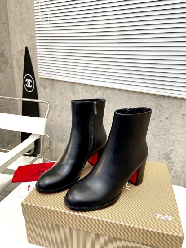Christian Louboutin - Image 6