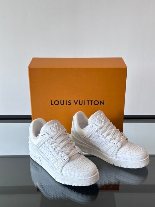 LV MAN - Image 6