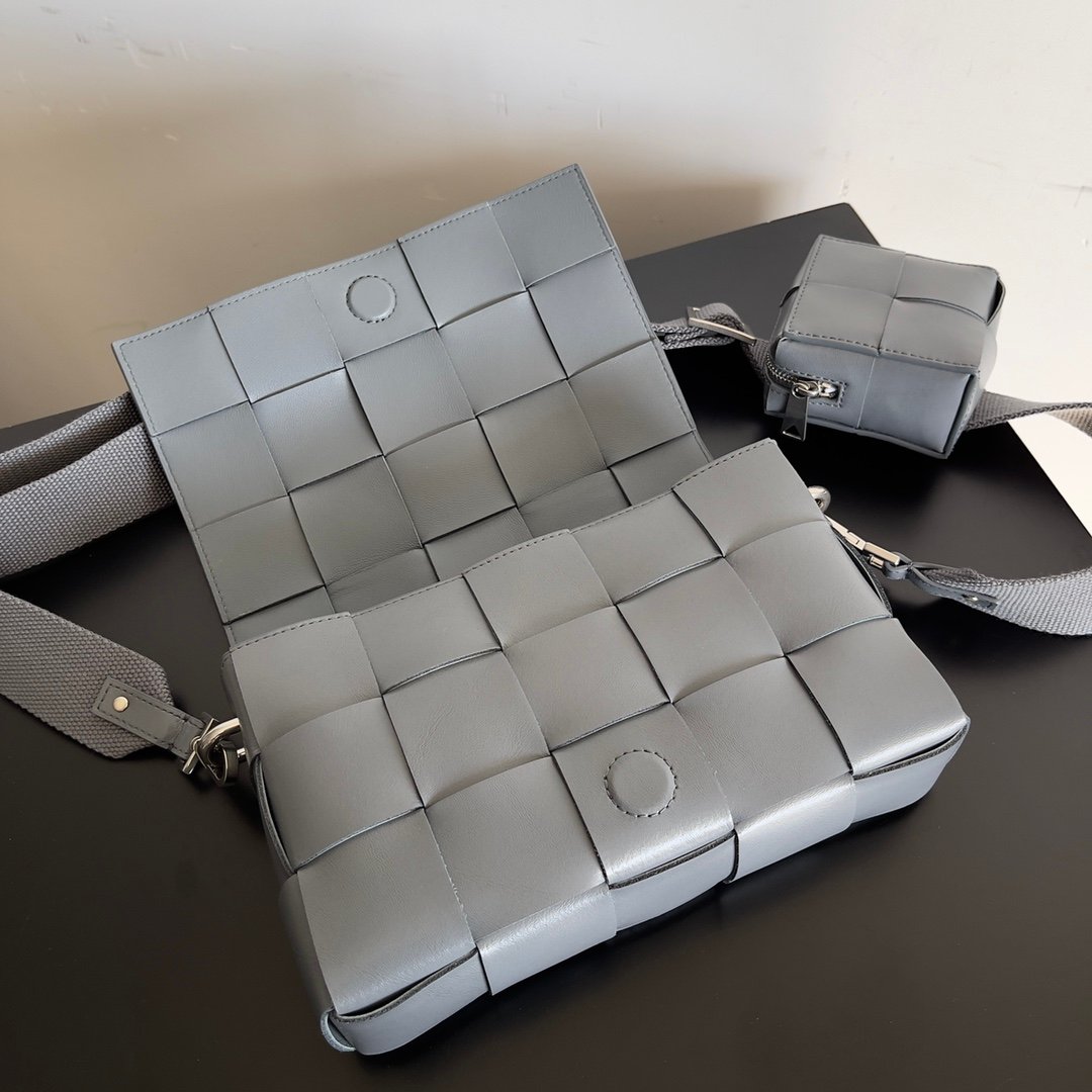 BOTTEGA VENETA - Image 6