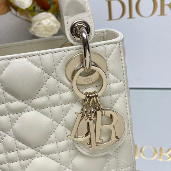 DIOR - Image 6