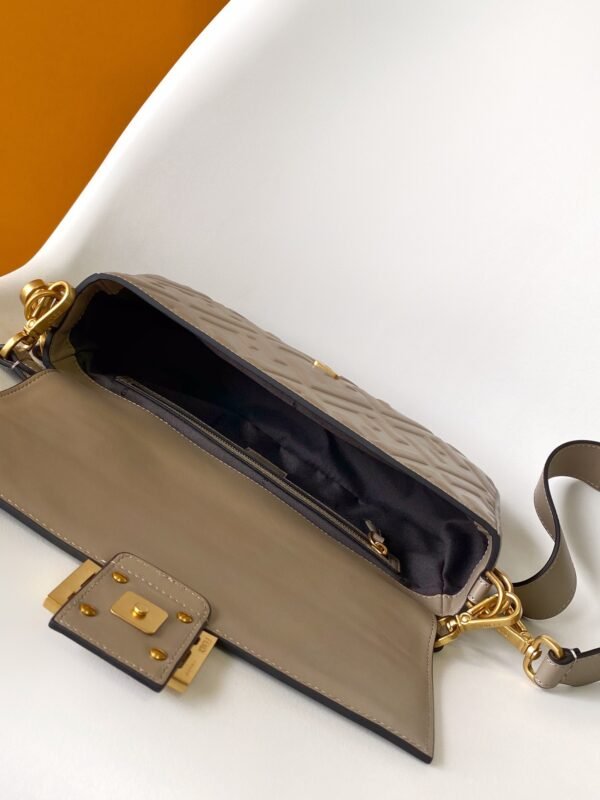 FENDI BAG - Image 7
