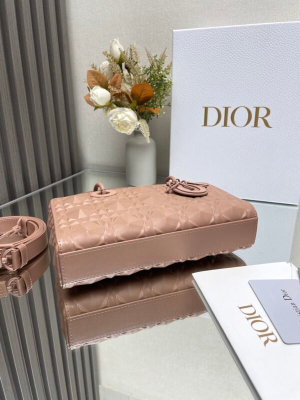 DIOR - Image 6