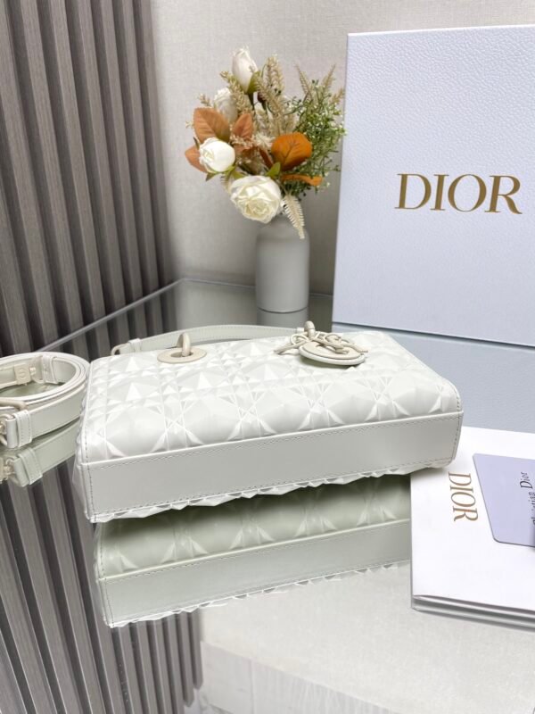 DIOR - Image 6