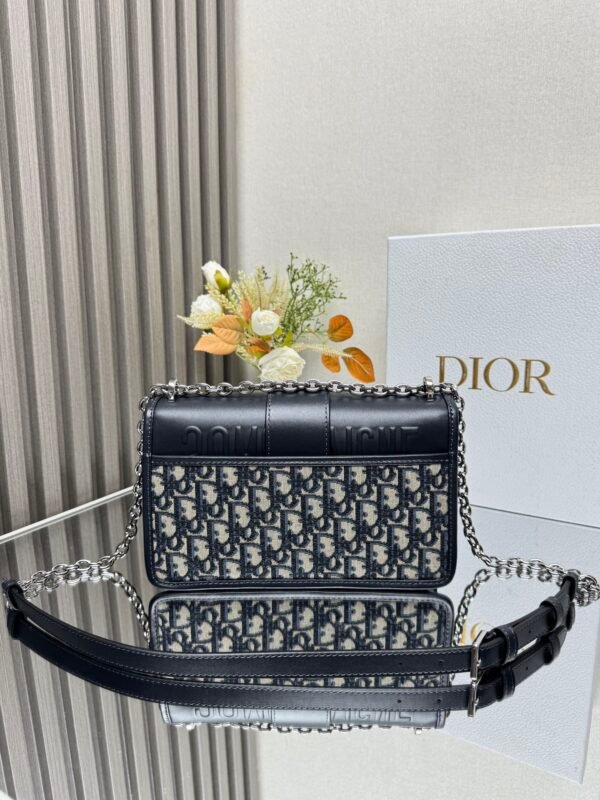 DIOR - Image 6