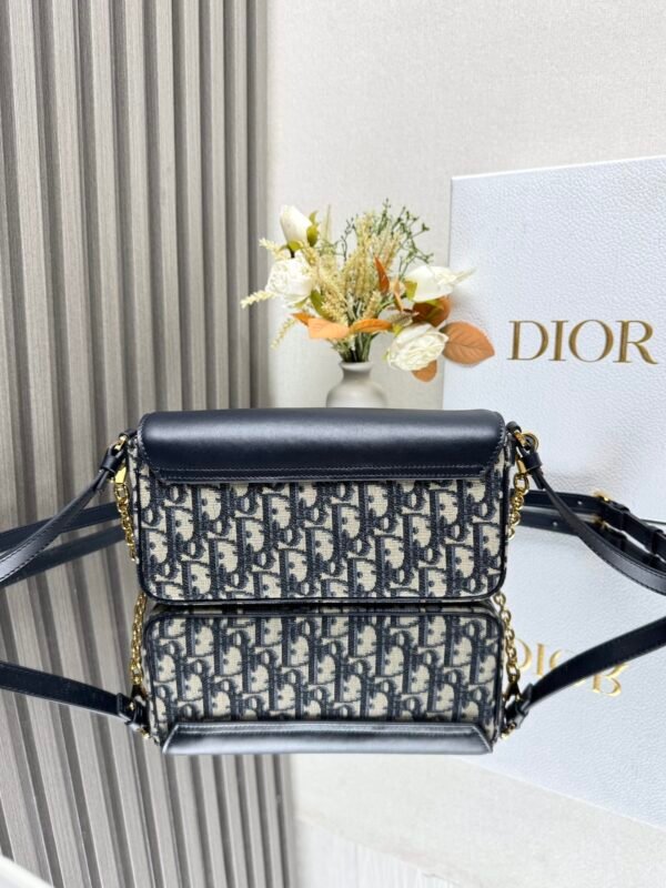 DIOR - Image 6