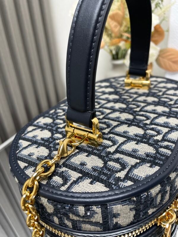 DIOR - Image 6