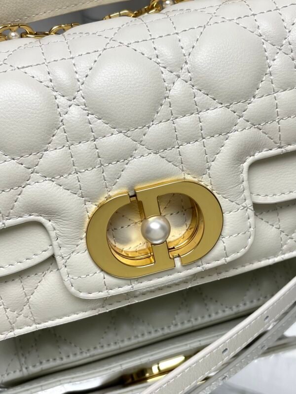 DIOR - Image 6