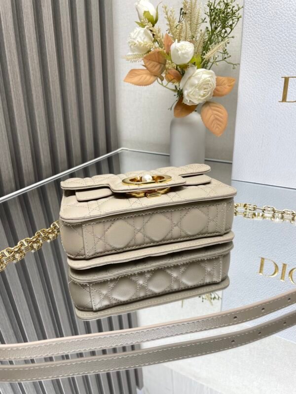 DIOR - Image 6