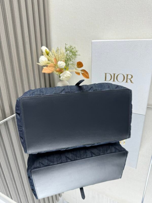 DIOR - Image 6