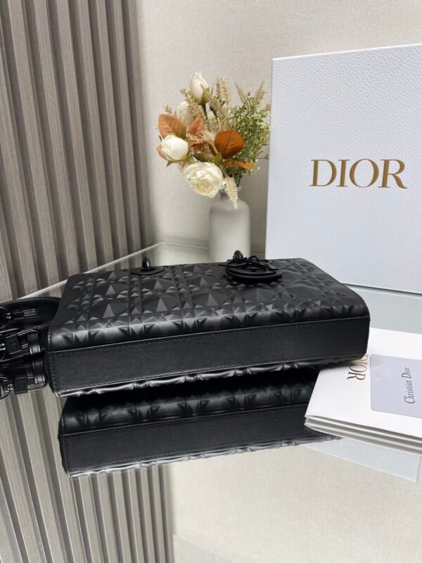 DIOR - Image 6