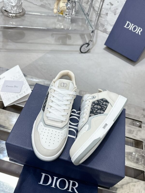 Dior women - Image 6