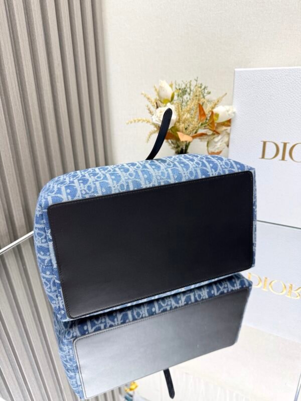 DIOR - Image 6
