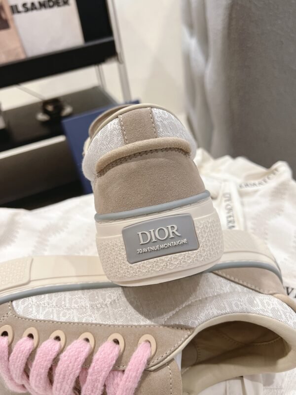 Dior women - Image 6