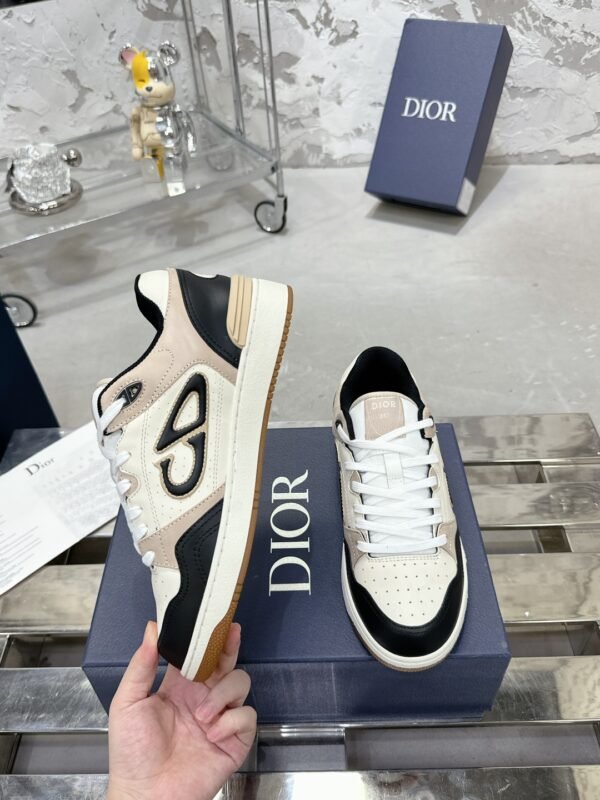 Dior women - Image 3