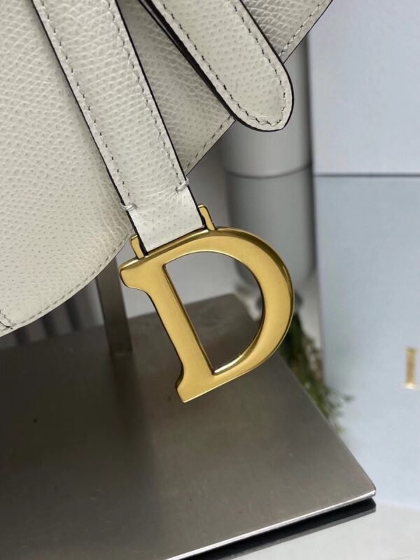 DIOR - Image 6
