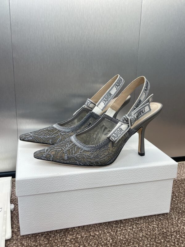 Dior women - Image 6