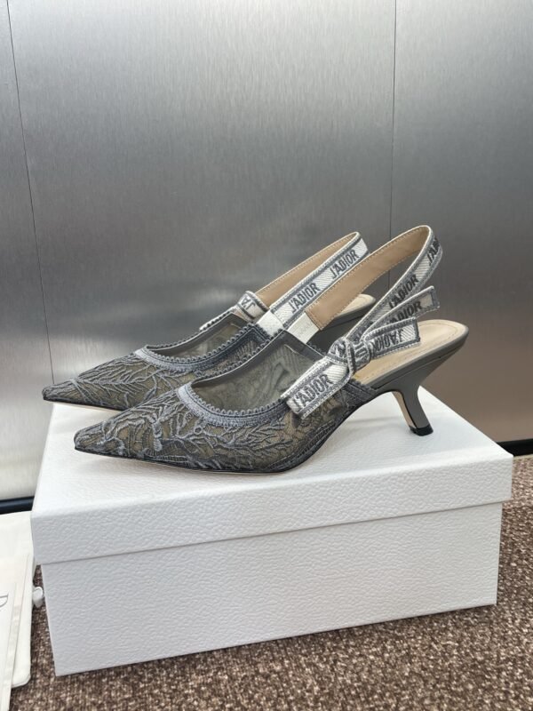 Dior women - Image 6
