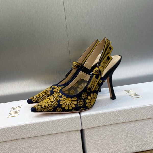Dior women - Image 6
