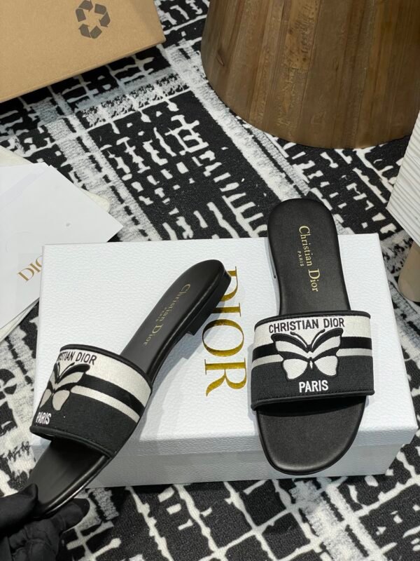 Dior women - Image 6