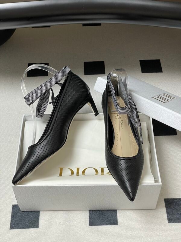 Dior women - Image 6