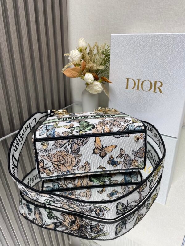 DIOR - Image 4