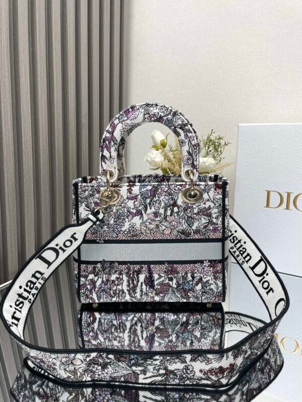 DIOR - Image 6