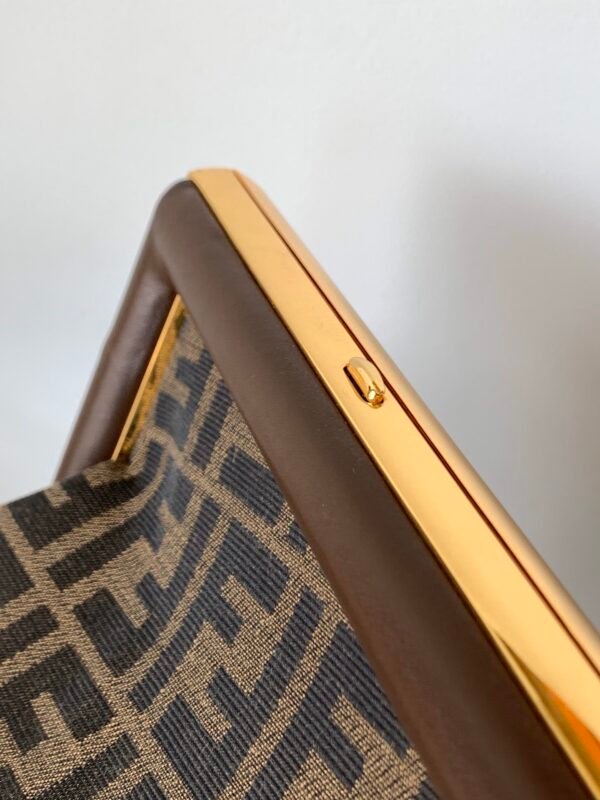 FENDI BAG - Image 7