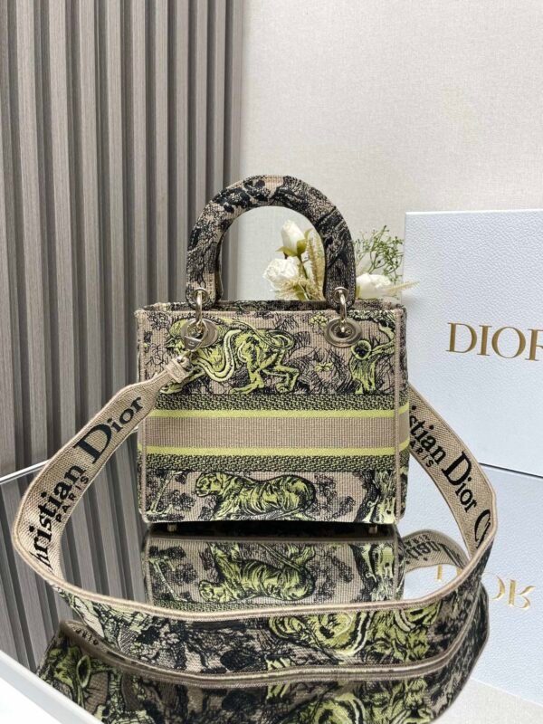DIOR - Image 6