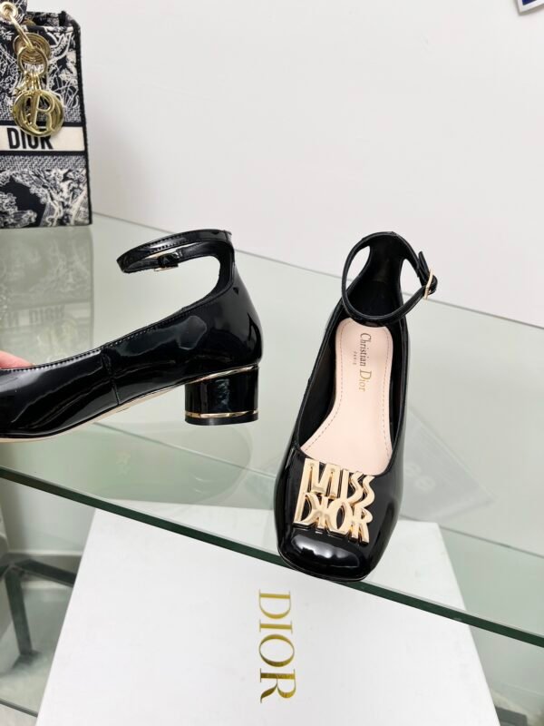 Dior women - Image 6