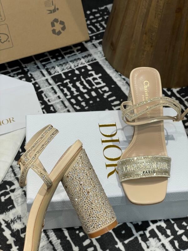 Dior women - Image 6