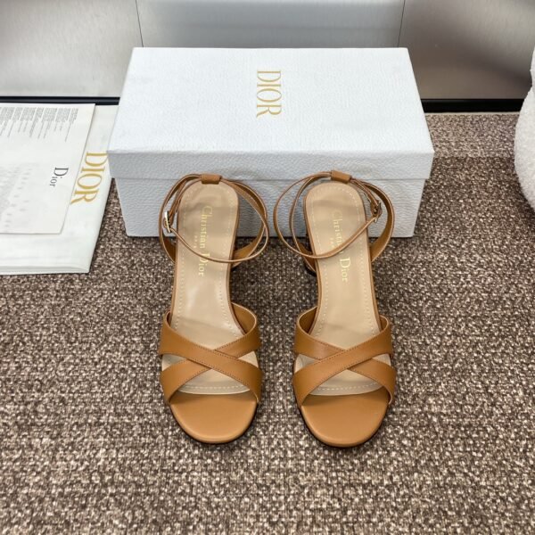 Dior women - Image 6