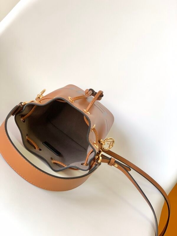 FENDI BAG - Image 7