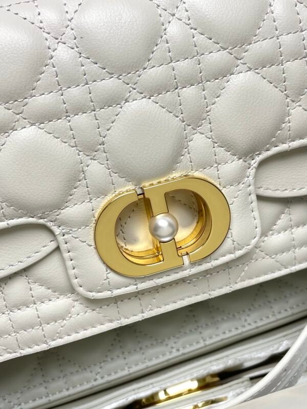 DIOR - Image 6