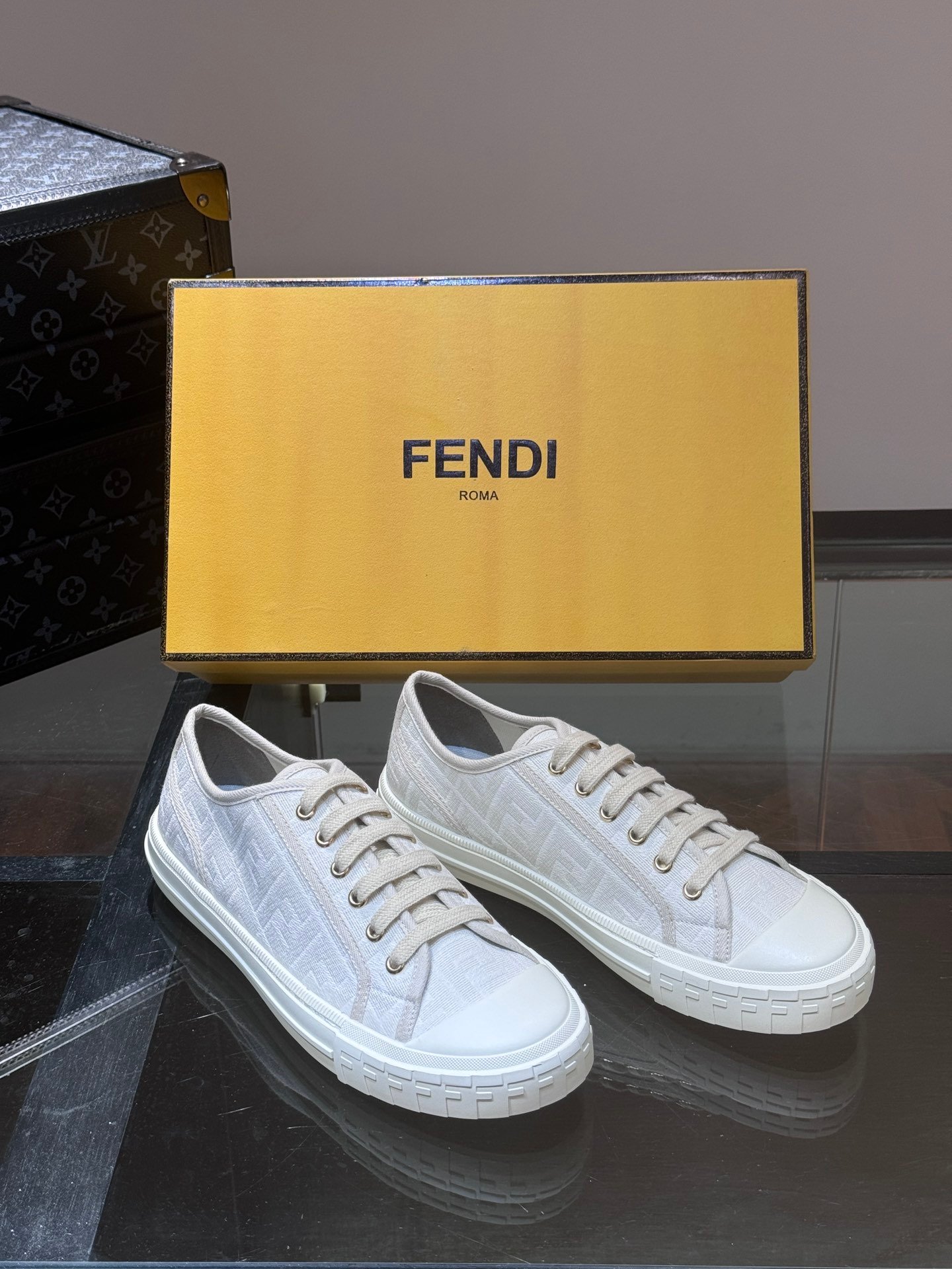 FENDI Man - Image 6