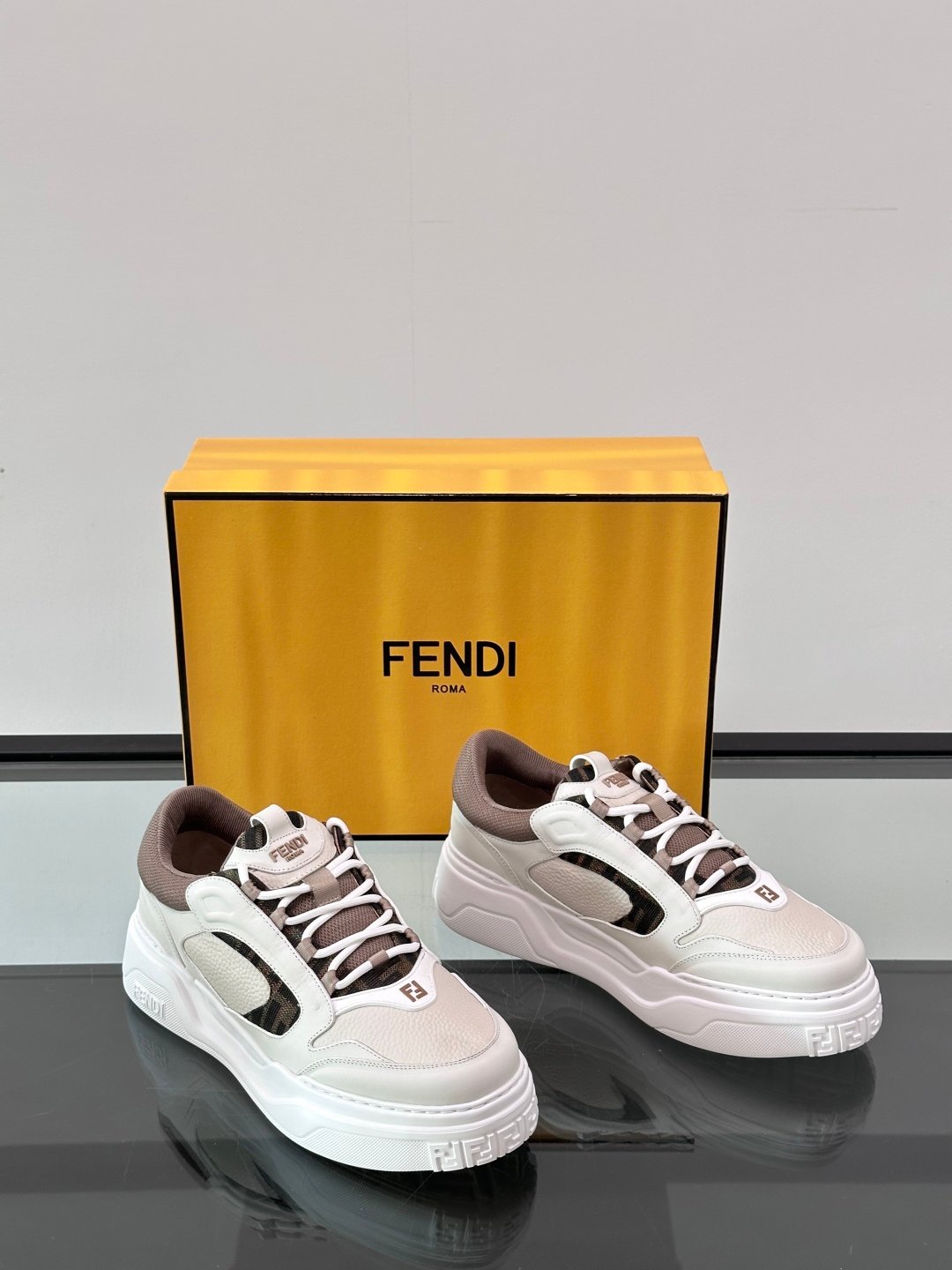 FENDI Man - Image 6